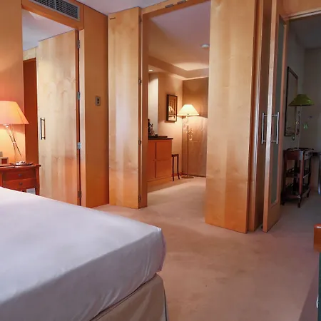 Ξενοδοχείο Del Mar Fenals 4*