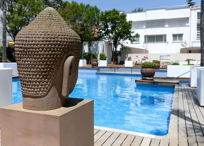 Hotel Del Mar Fenals 4*