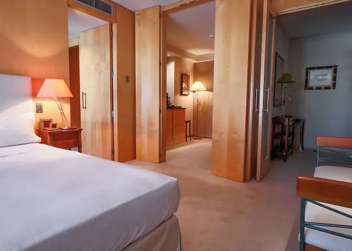 Szálloda Del Mar Fenals 4*