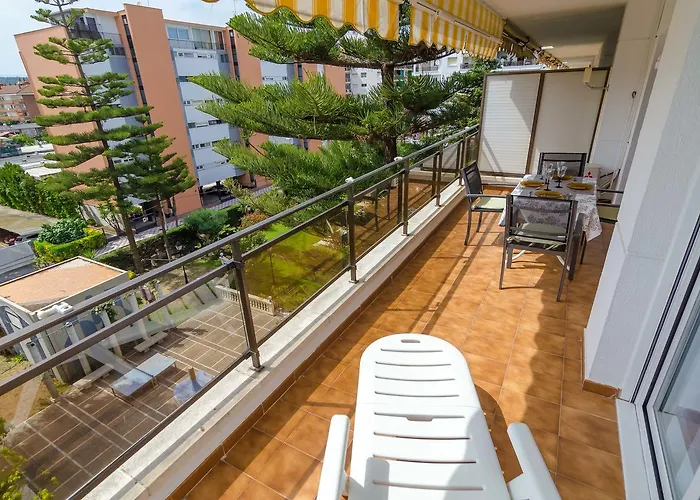 Del Mar Fenals فندق